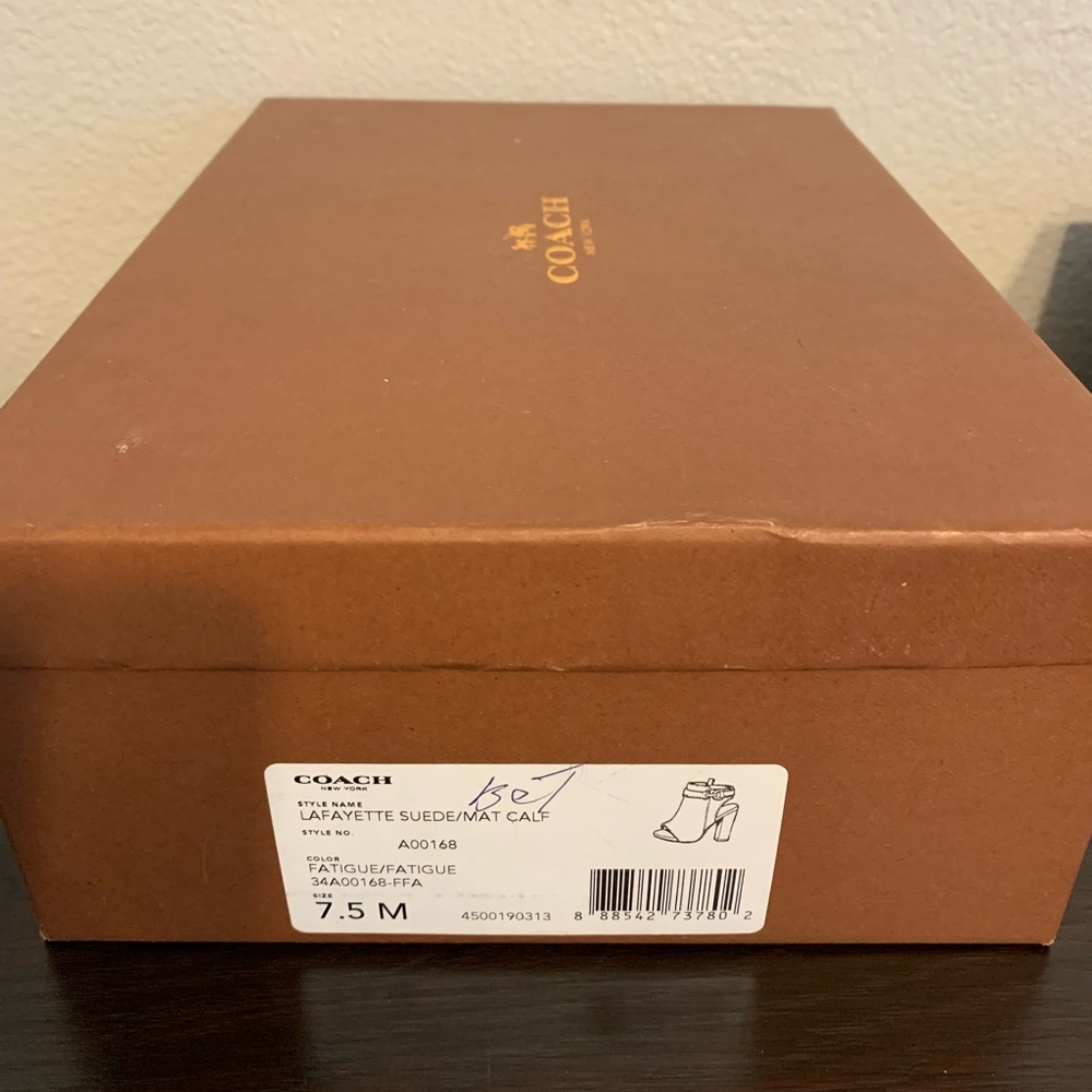 Coach Heels - Picture 5 of 5